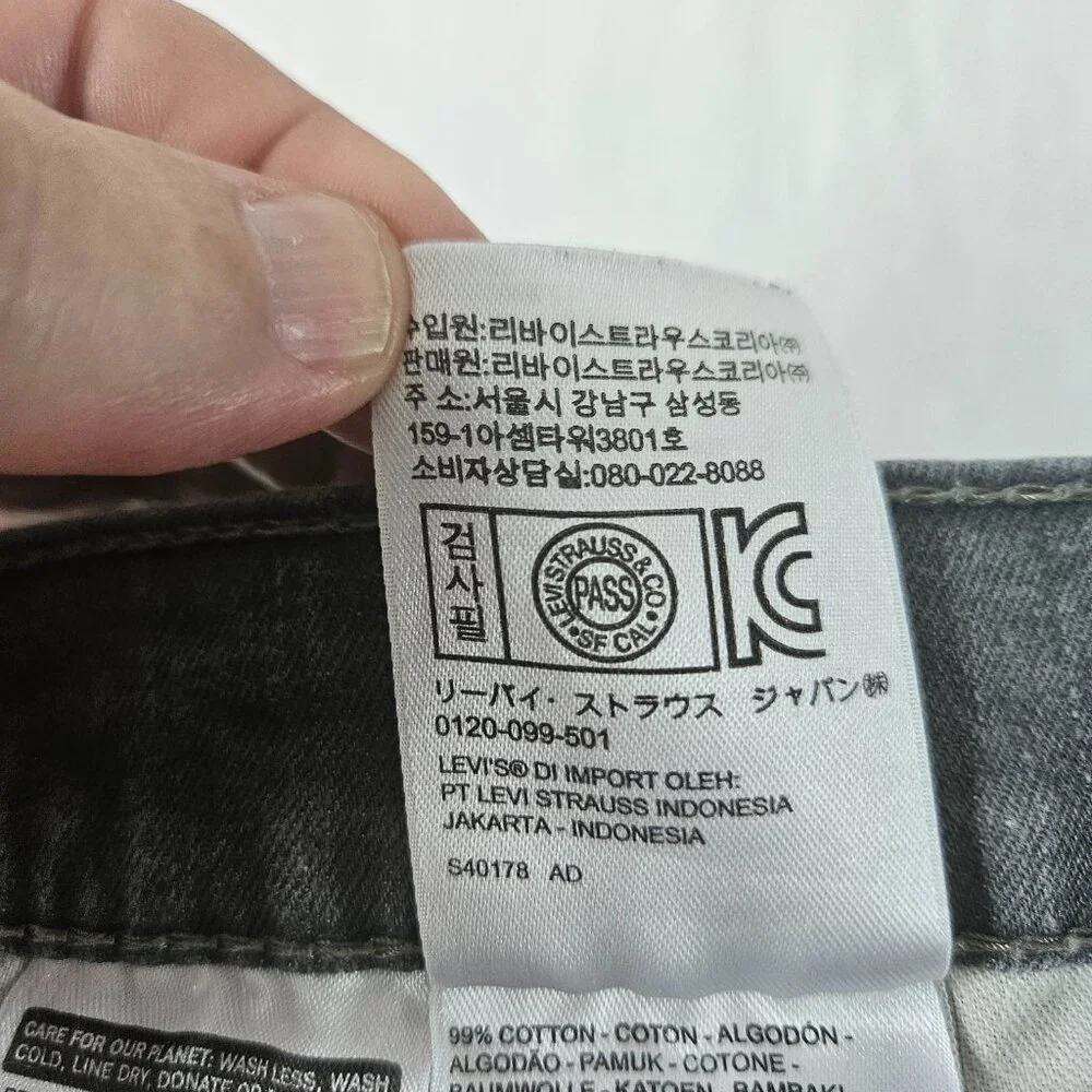 Levi's Men's Jeans Size W38 X L32 Gray Straight Leg WPL 423 CA00342 - Picture 7 of 12